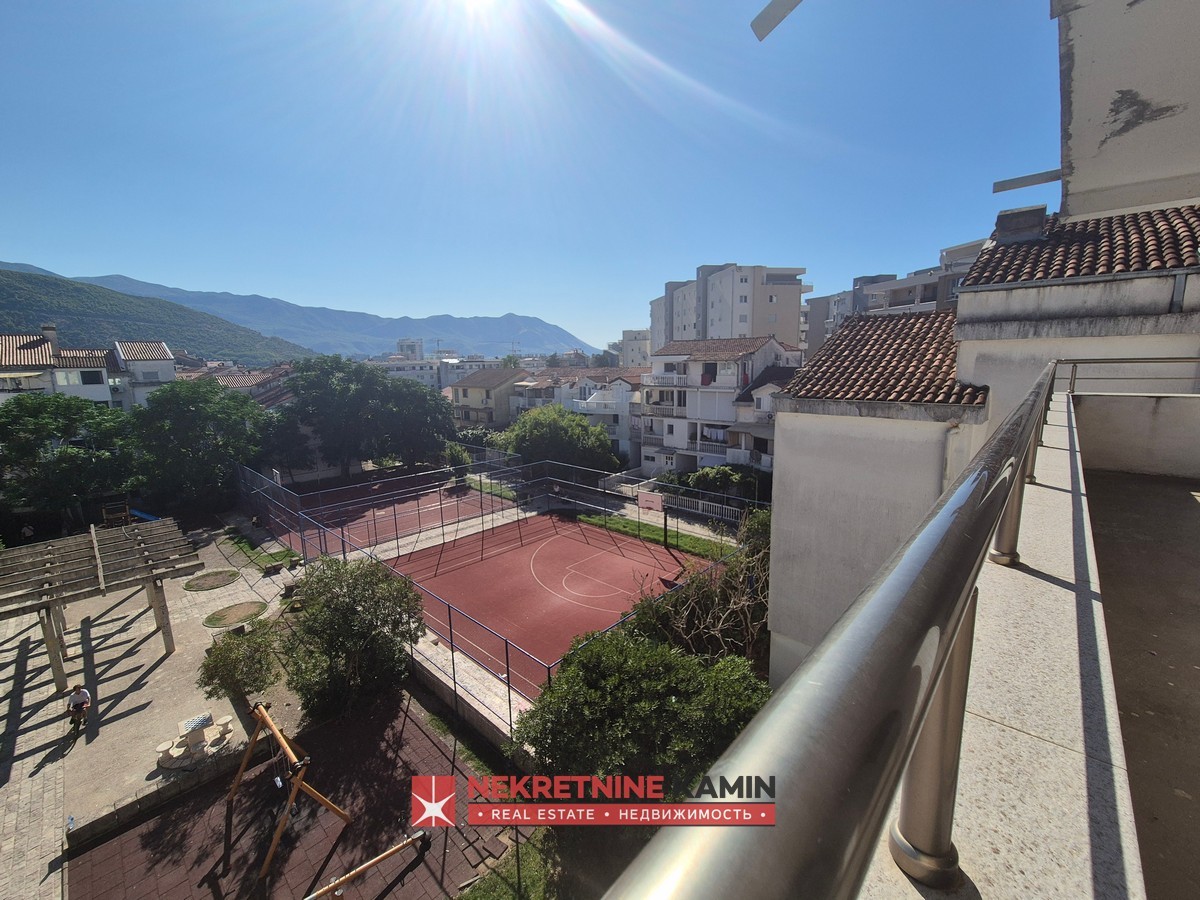 Budva – Golubovini’de Geniş ve Konforlu Aile Dairesi | Yatırım ve Yaşam İçin Eşsiz Fırsat